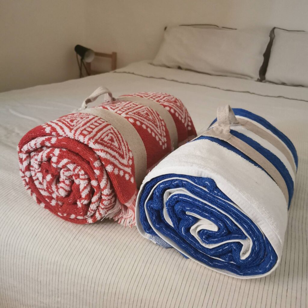 Custom services at espaibachs.cat Custom services at espaibachs.cat